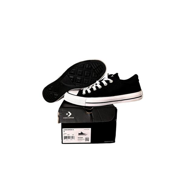 Converse Women's Chuck Taylor All Star Madison Low Top Sneaker, 7 W US - Picture 1 of 5